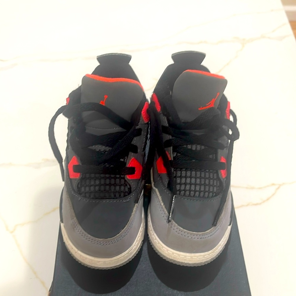 Air Jordan Retro 4 - Infrared 9C